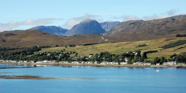 Lochcarron is situated on the West Coast of the Scottish Highlands, some 63 miles due west of Inverness, the Capital of the Highlands. It is reputed to be the longest village in Scotland and stretches out for a distance of 2 miles or more along the north shore of Loch Carron, from which it derives its name. In days gone by, however, the village was known as Janetown and then Jeantown.